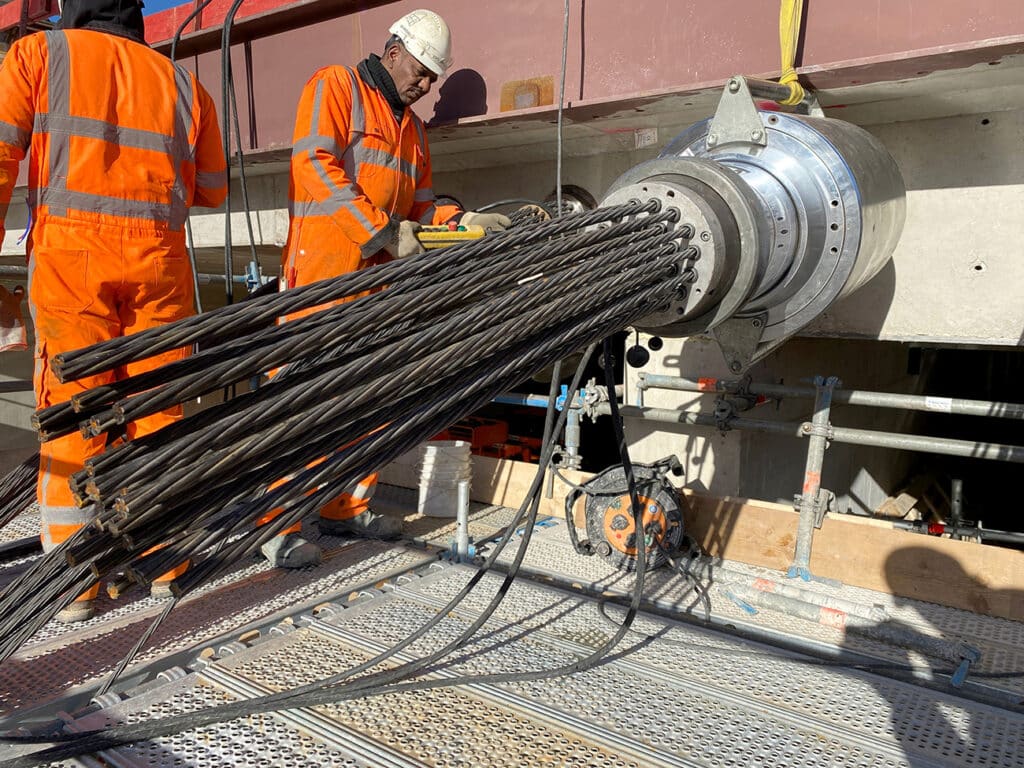 Niet alledaagse voorspanning voor Maasdeltatunnel